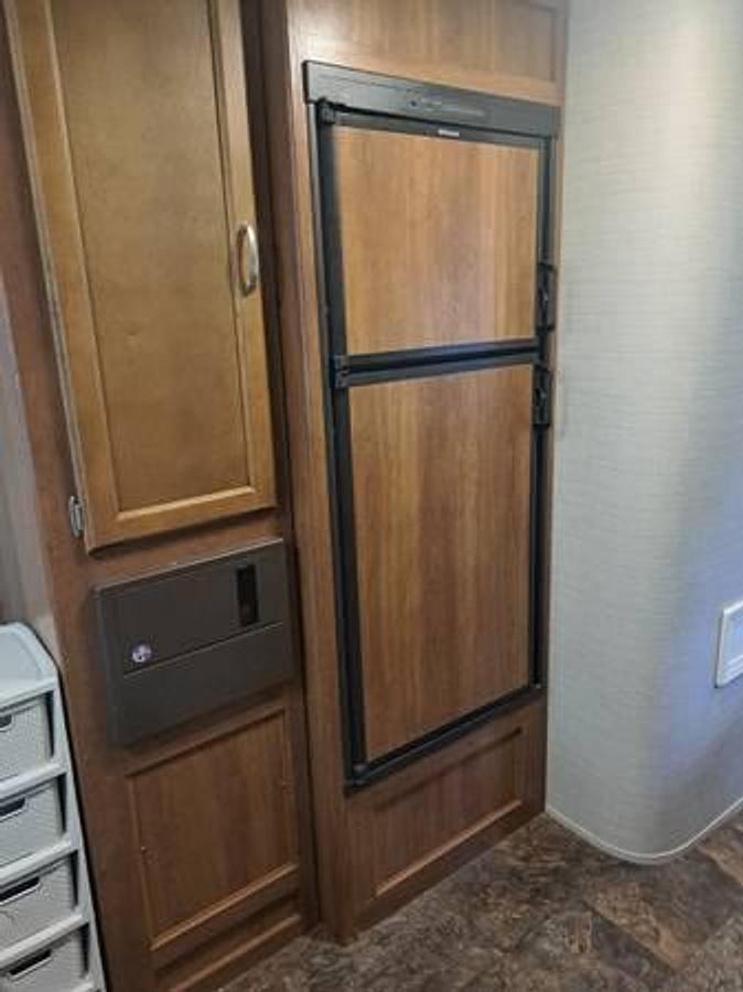 Used 2016 Keystone Summerland Camper