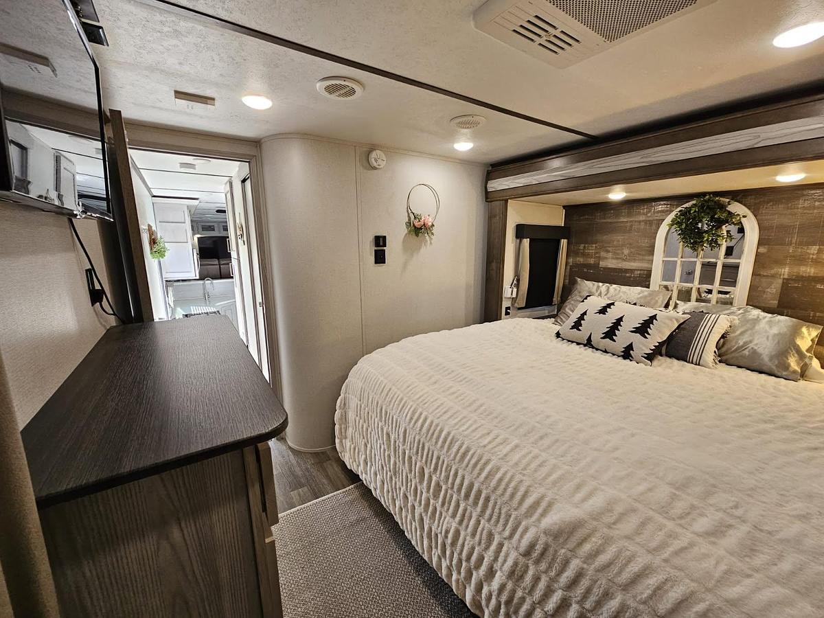 Used 2020 Keystone Montana High Country 373RD