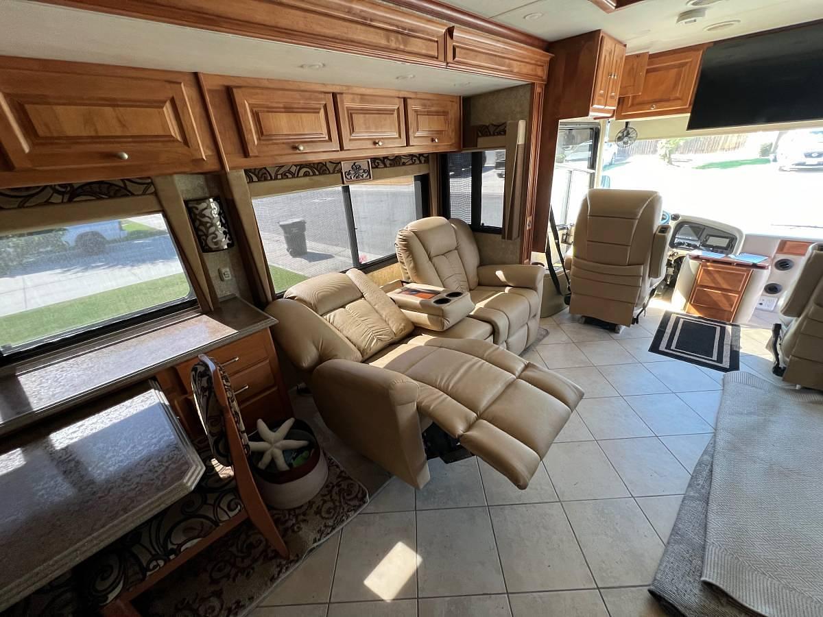 Used 2010 Tiffin Phaeton 40QTH