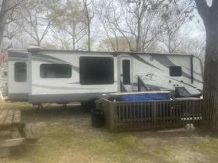 Used 2017 Highland Ridge Open Range Roamer RT323RLS