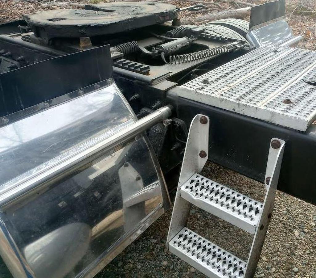 Used 2009 PETERBILT 389