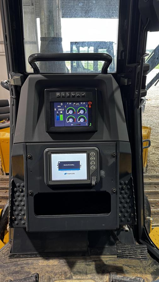 Used 2022 John Deere 700L XLT Crawler Dozer