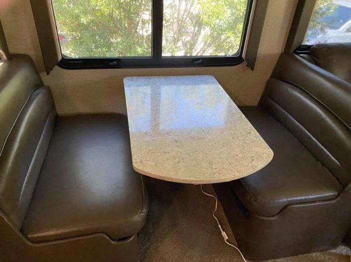 Used 2017 Dynamax DX3 37TS