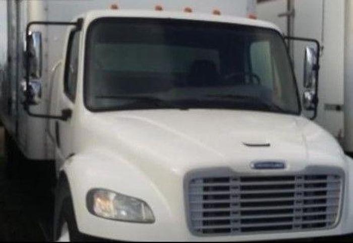 Used 2012 Freightliner M2 106