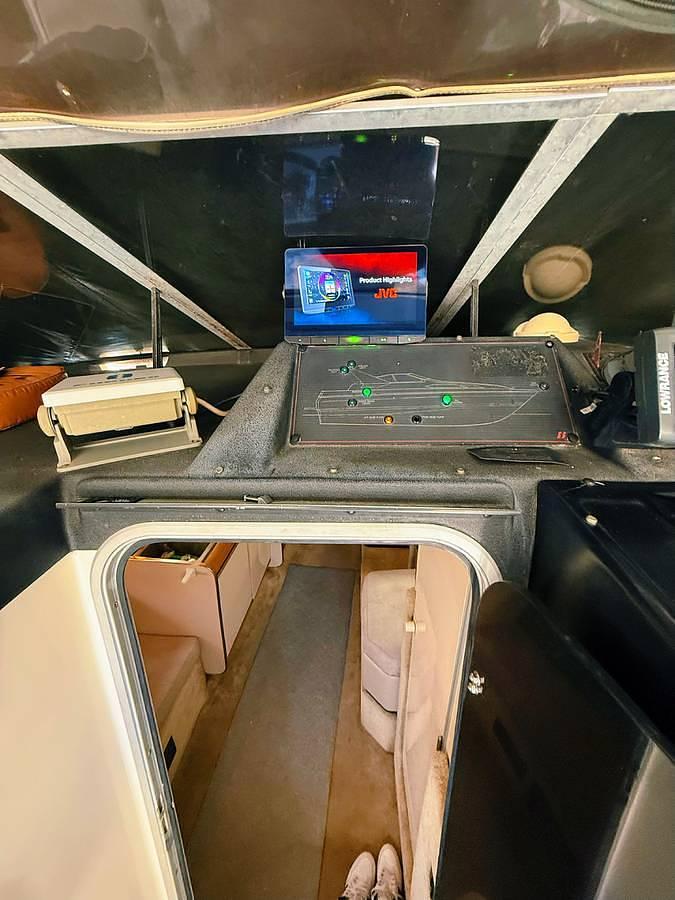 Used 1991 Bayliner Avanti 3555