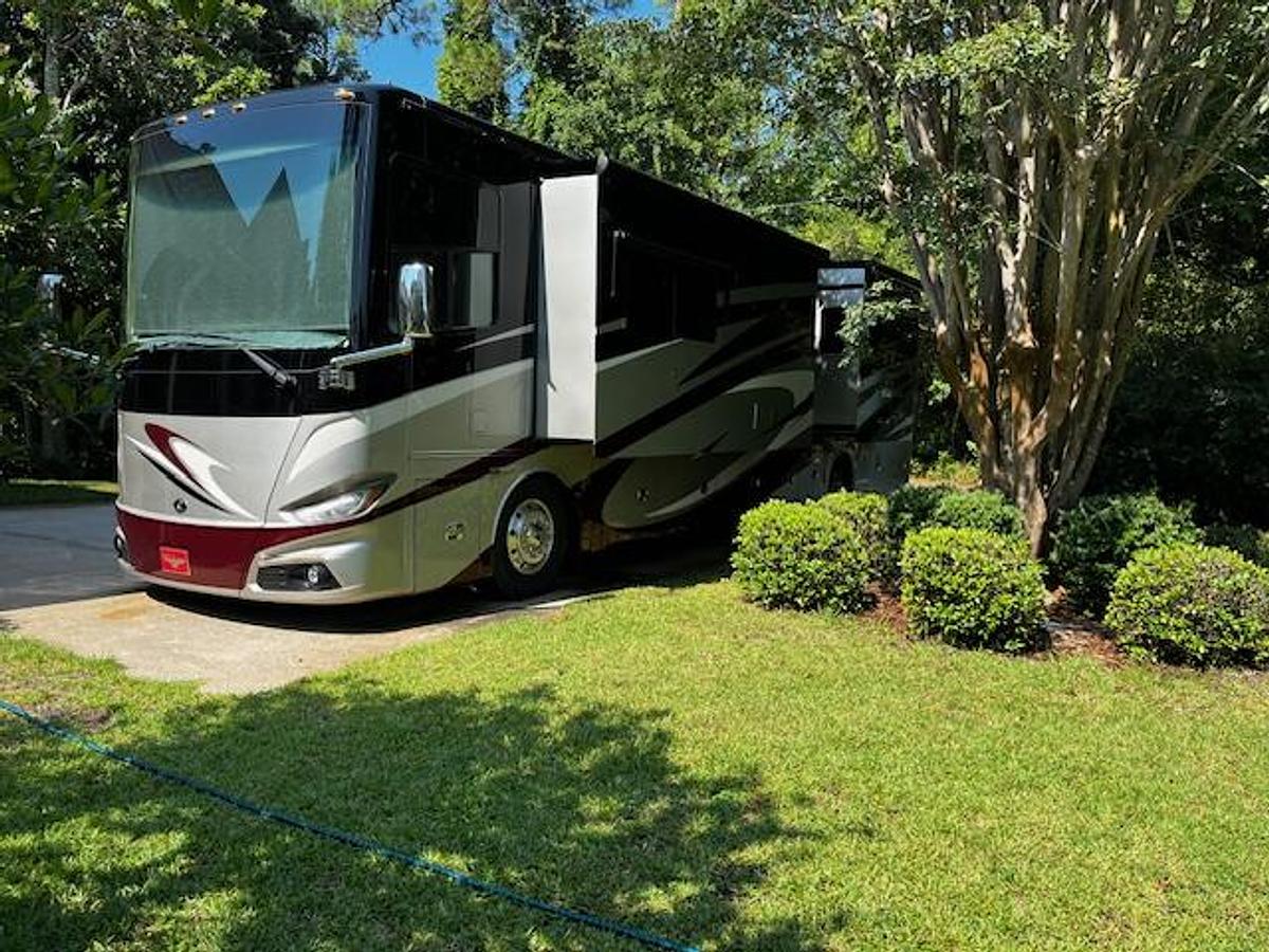 Used 2017 Tiffin Motorhome Phaeton 40IH 41' Class A Motorhome