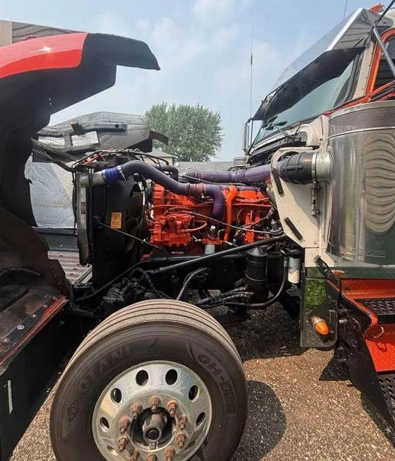 Used 2002 Kenworth W900
