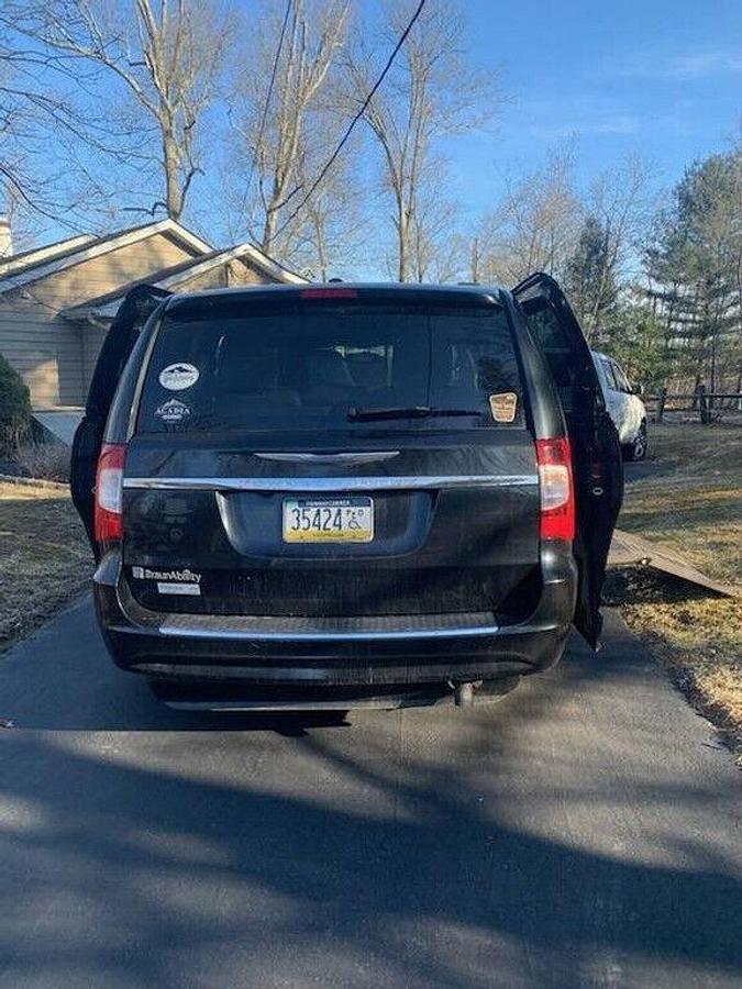 Used 2012 Chrysler Town & Country Touring