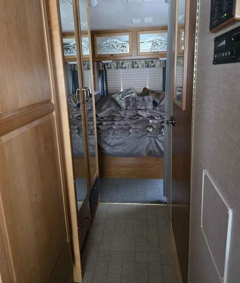 Used 2018 Newmar Ventana 4369