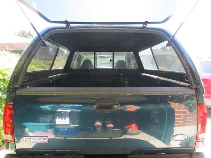 Used 1999 Ford F-250 Super Duty Lariat