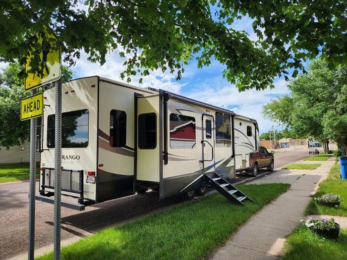 Used 2017 KZ Durango Gold G384RLT