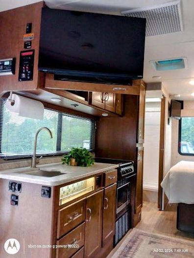 Used 2020 Winnebago Vita 24P