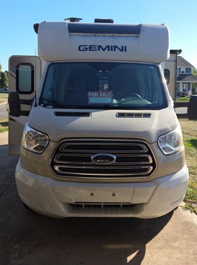 Used 2017 Thor Gemini 23TB