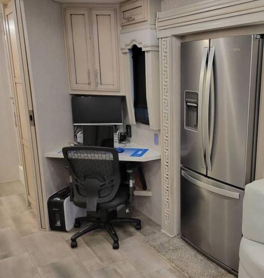 Used 2022 Newmar Ventana 4334