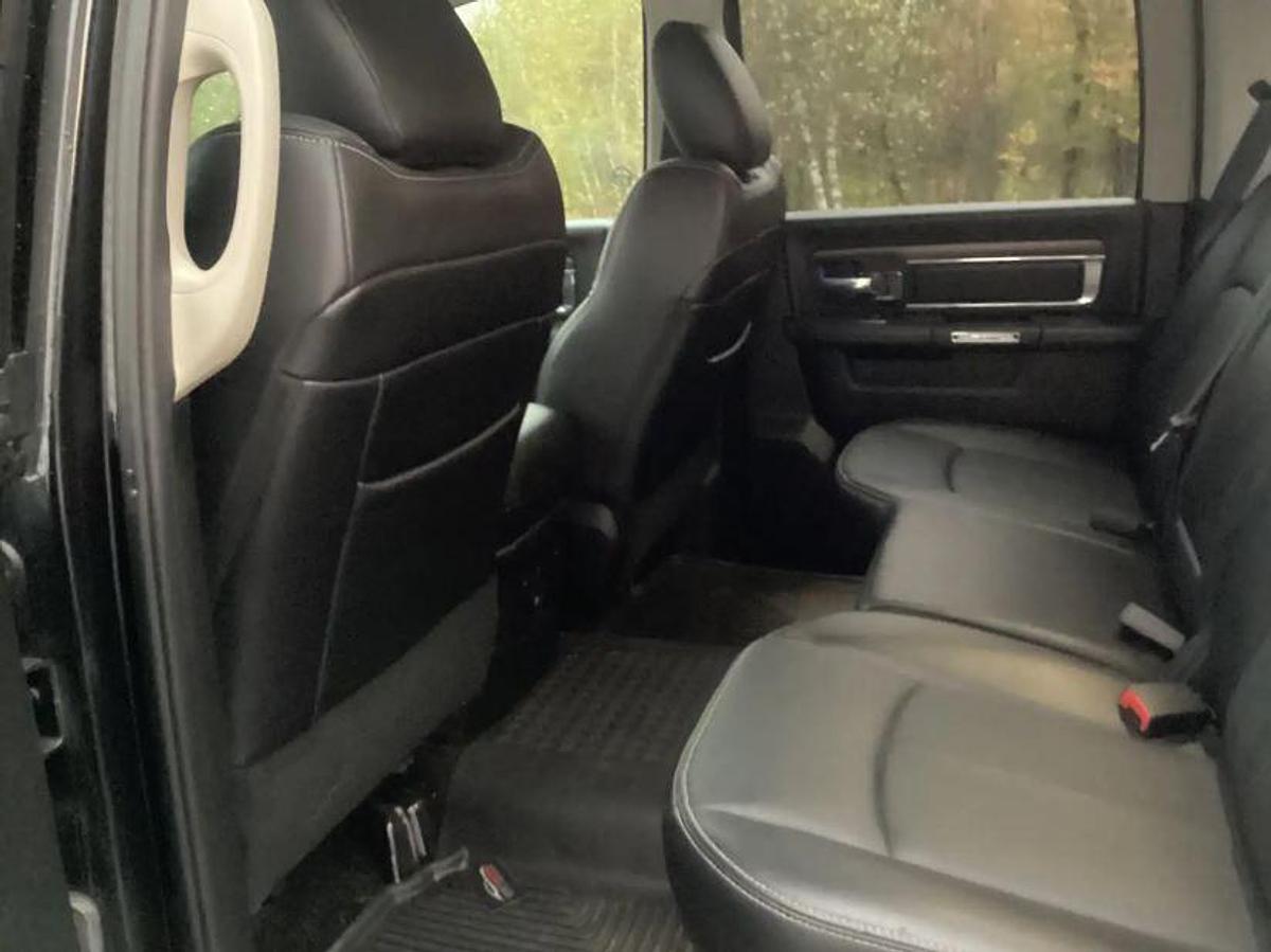 Used 2018 RAM 1500 Laramie Crew Cab SWB 4WD