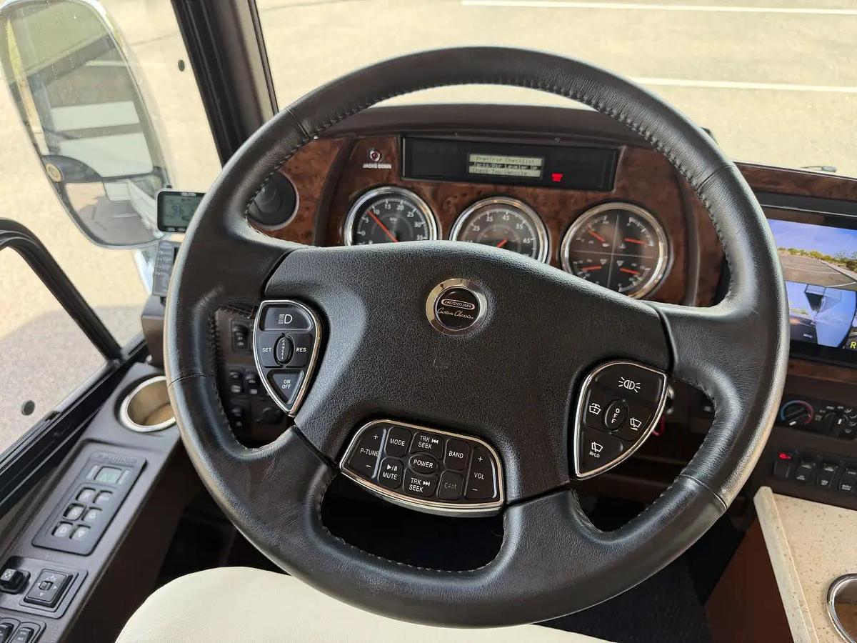 Used 2015 Winnebago Itasca Ellipse 42HD