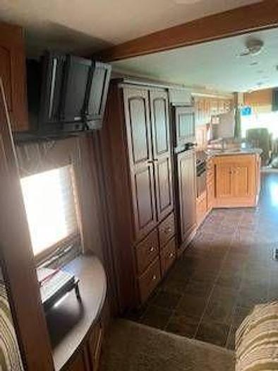 Used 2010 Winnebago Sightseer 33C