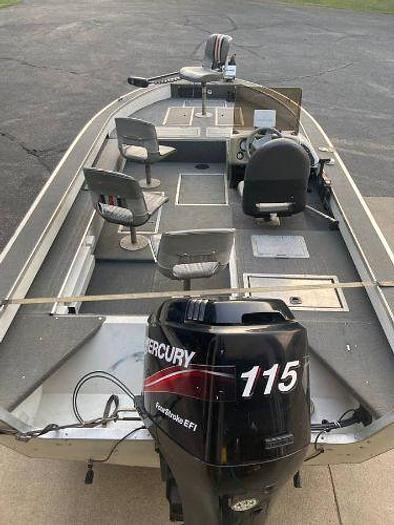 Used 1995 Warrior 10 Lance