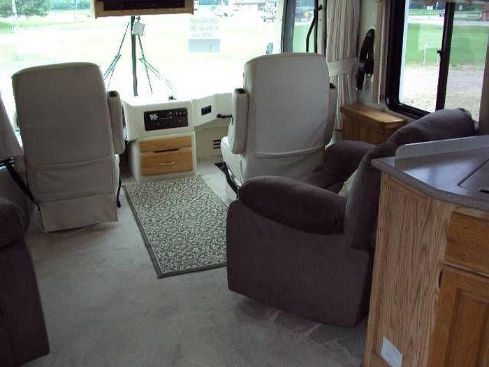 Used 2002 Holiday Rambler Endeavor