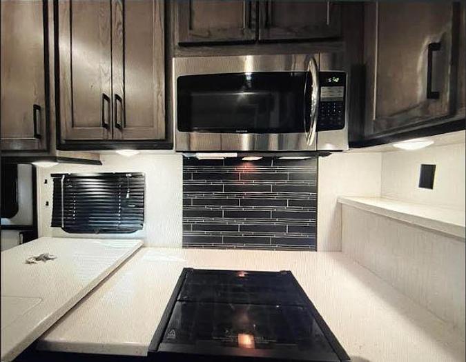 Used 2021 Heartland Road Warrior RW 414