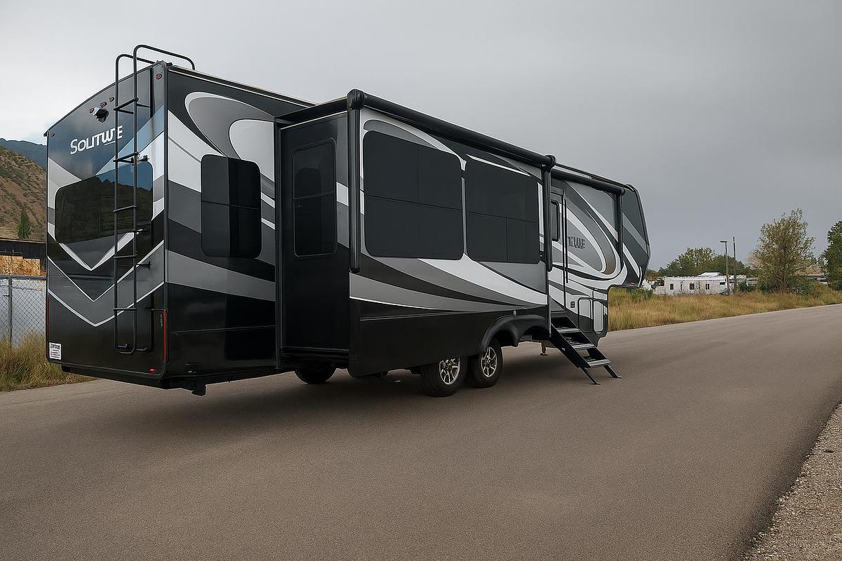 Used 2021 Grand Design Solitude 310GK-R