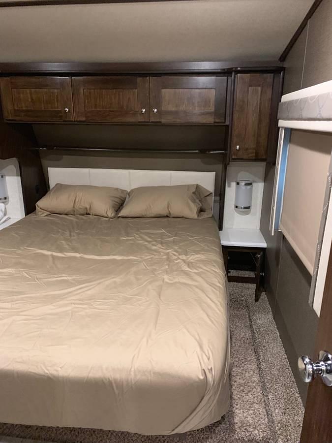 Used 2019 Vanleigh Pinecrest 305RLP