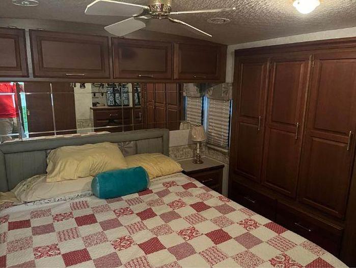 Used 2004 Winnebago Journey