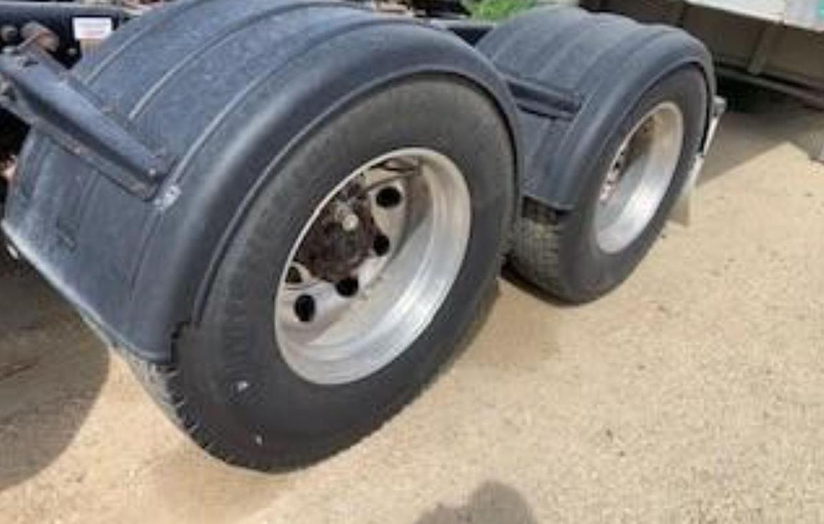 Used 2020 Kenworth T880