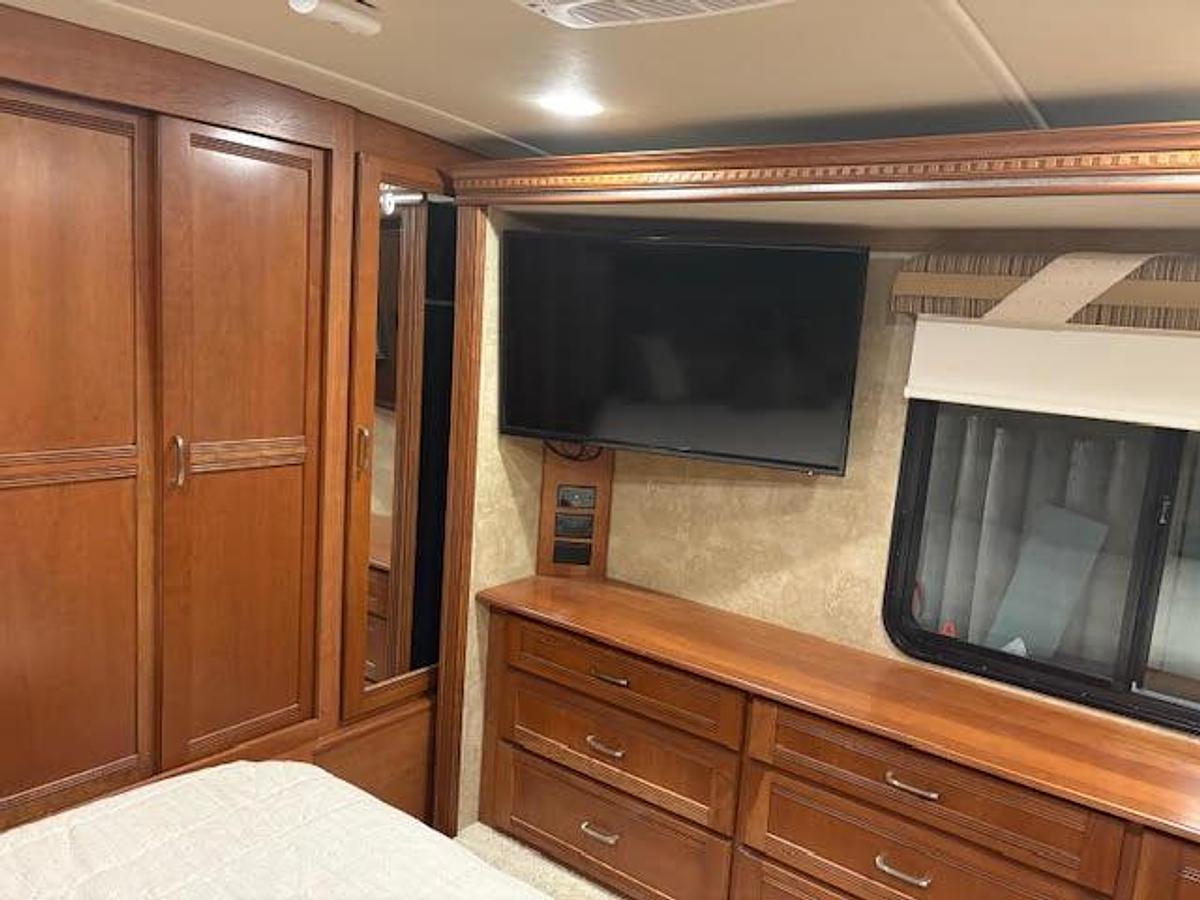 Used 2016 Winnebago Forza 36G Class A Motorhome