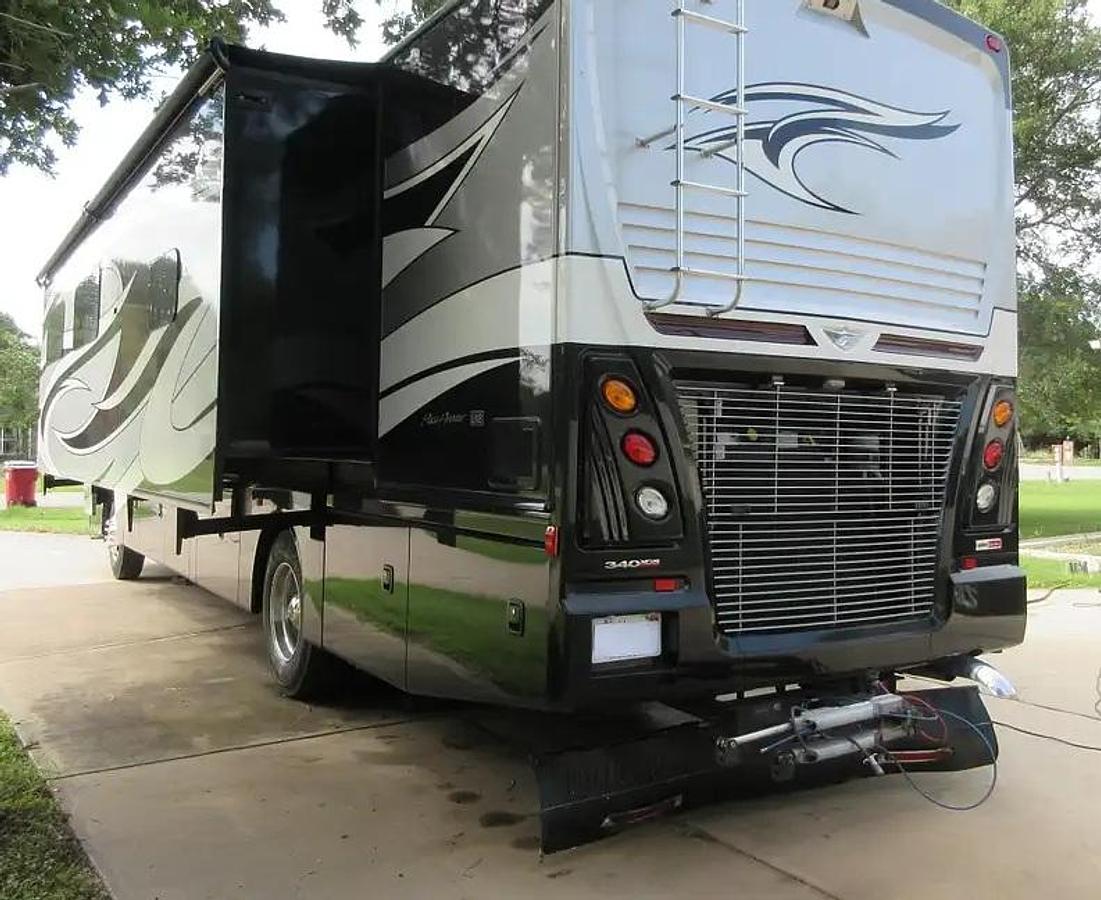 Used 2017 Fleetwood Pace Arrow LXE 38K Class A Motorhome