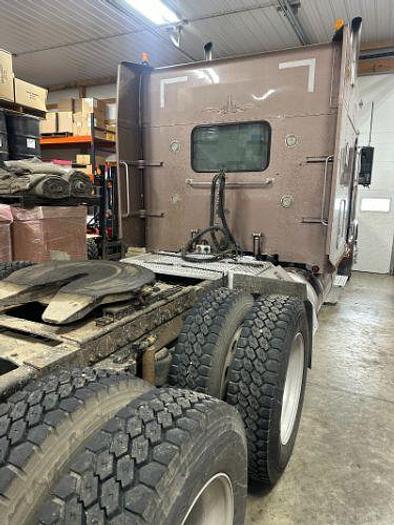 Used 2004 Peterbilt 379