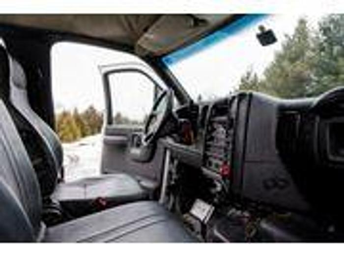 Used 2007 GMC 5500 Crewcab Roll Off Truck