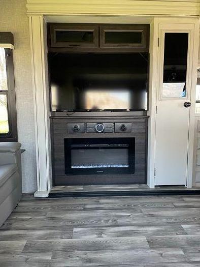 Used 2022 Jayco Eagle 355MBQS