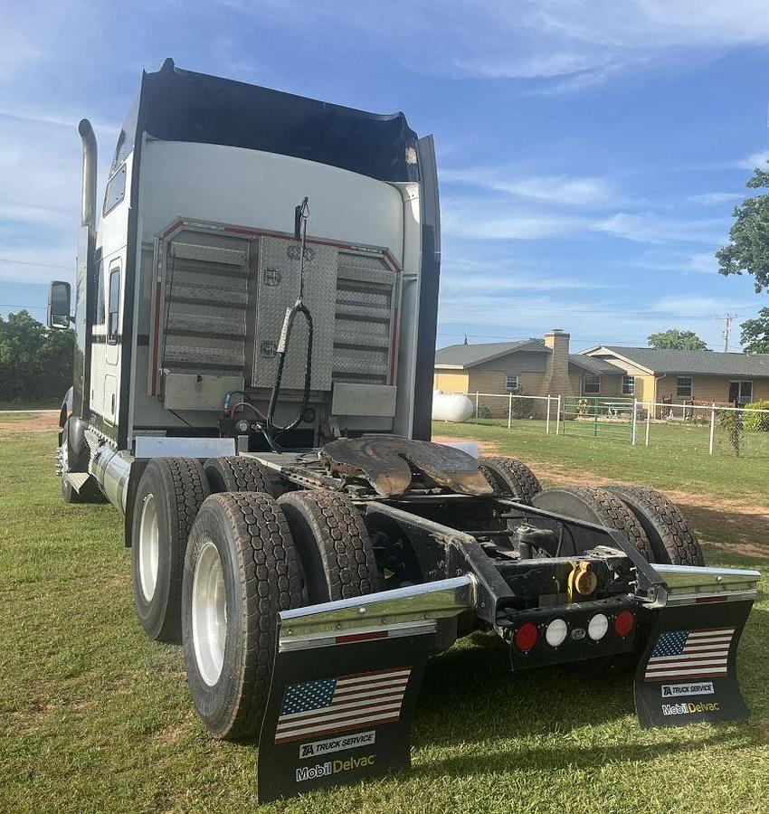 Used 2014 Kenworth T660
