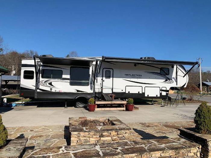 Used 2022 Grand Design Reflection 367BHS