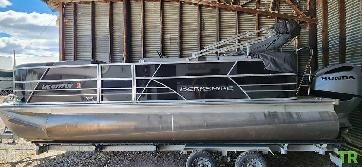 Used 2024 Berkshire CTS 22CC Tritoon