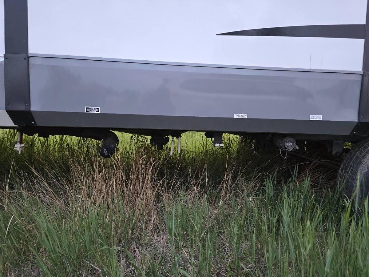 Used 2022 Highland Ridge Roamer 354MBH Fifth Wheel