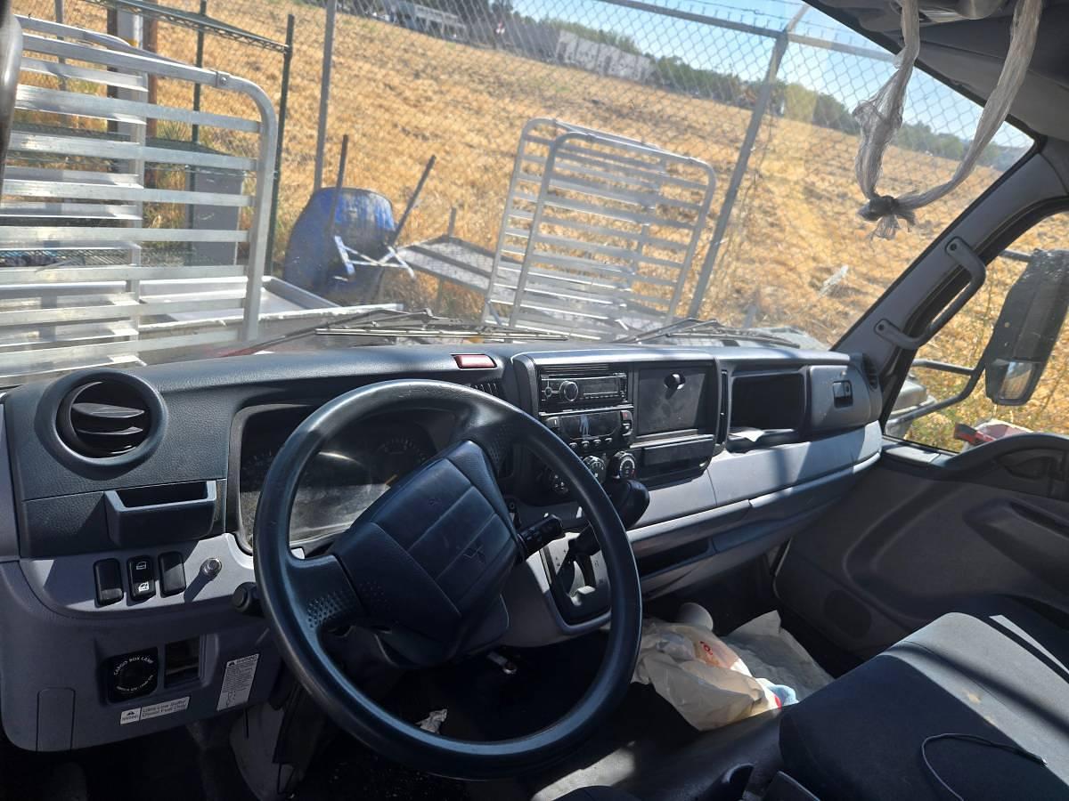 Used 2016 Mitsubishi Fuso FEC72S Refrigerated Box Truck