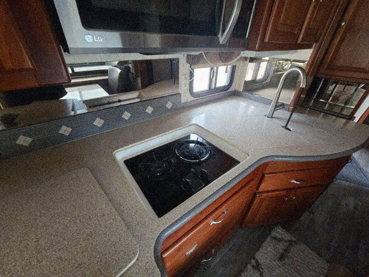 Used 2006 Tiffin Allegro Bus 42QDP