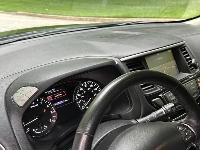 Used 2019 Nissan Pathfinder SV