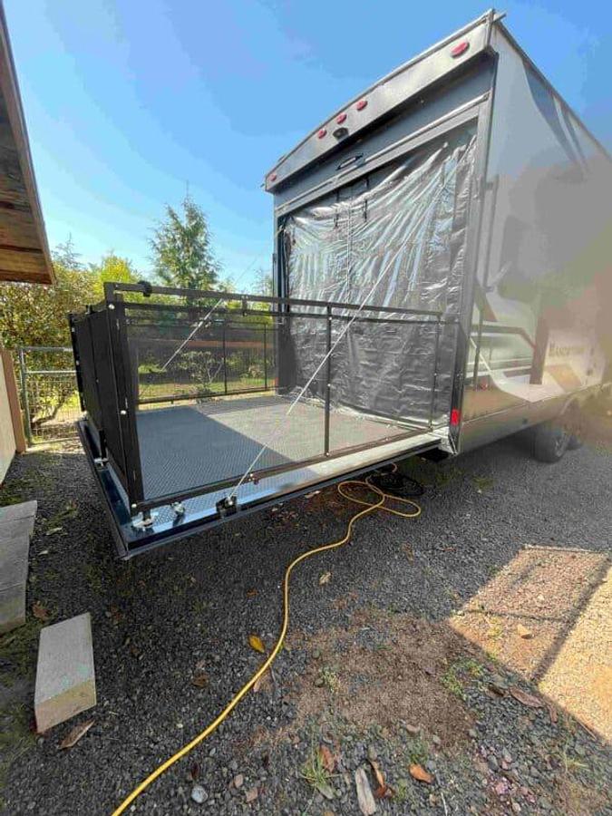 Used 2023 Forest River Sandstorm 286GSLR