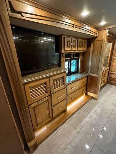 Used 2017 Tiffin Phaeton 40IH