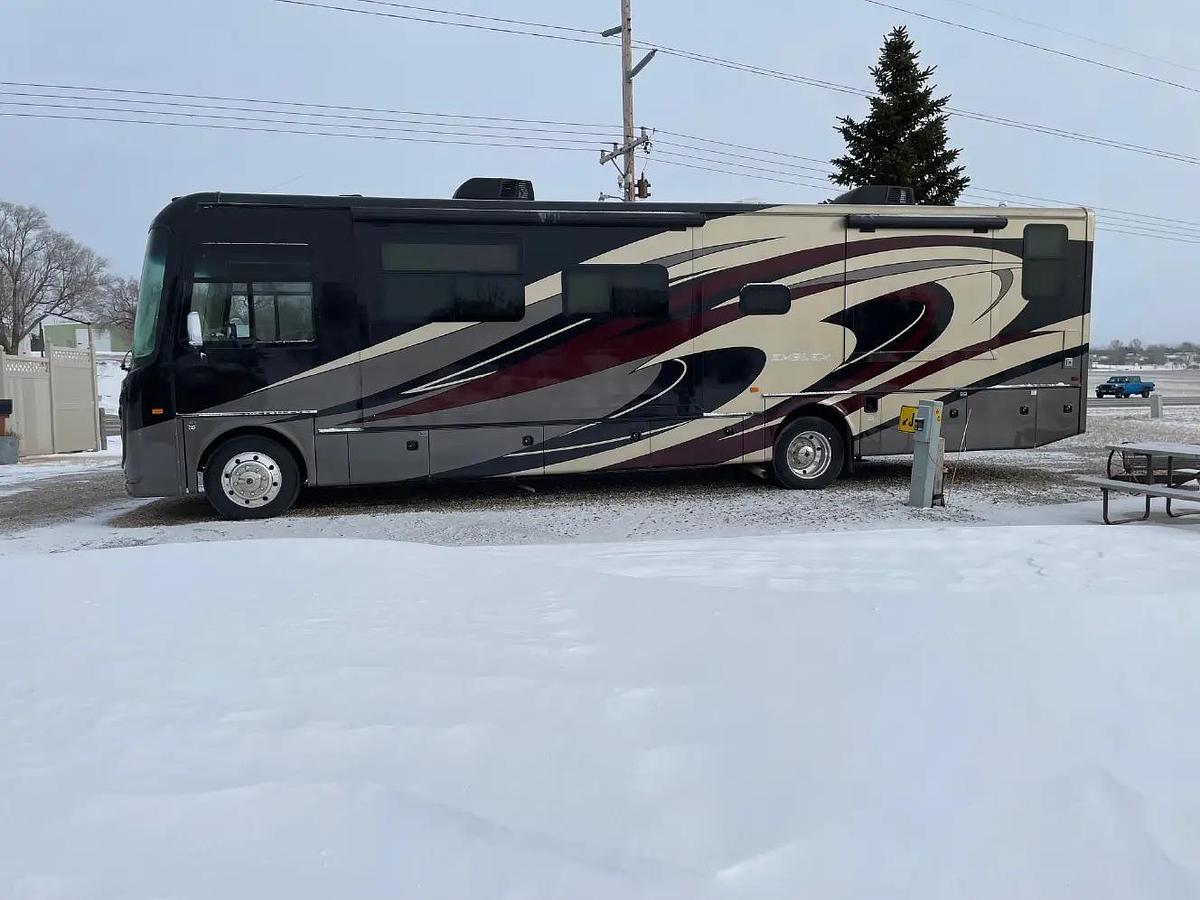 Used 2019 Entegra Emblem 36T