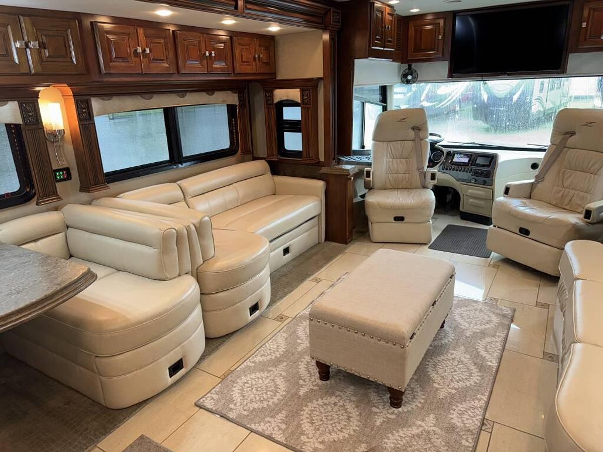 Used 2011 Tiffin Zephyr 45QBZ