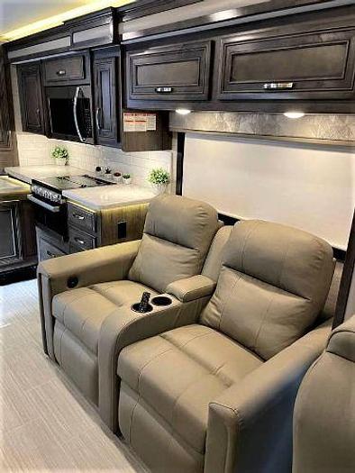 Used 2022 Jayco Precept 31UL