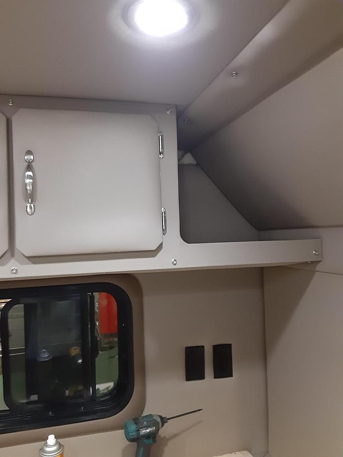 Used 2000 Kenworth W900 Conventional Sleeper Semi