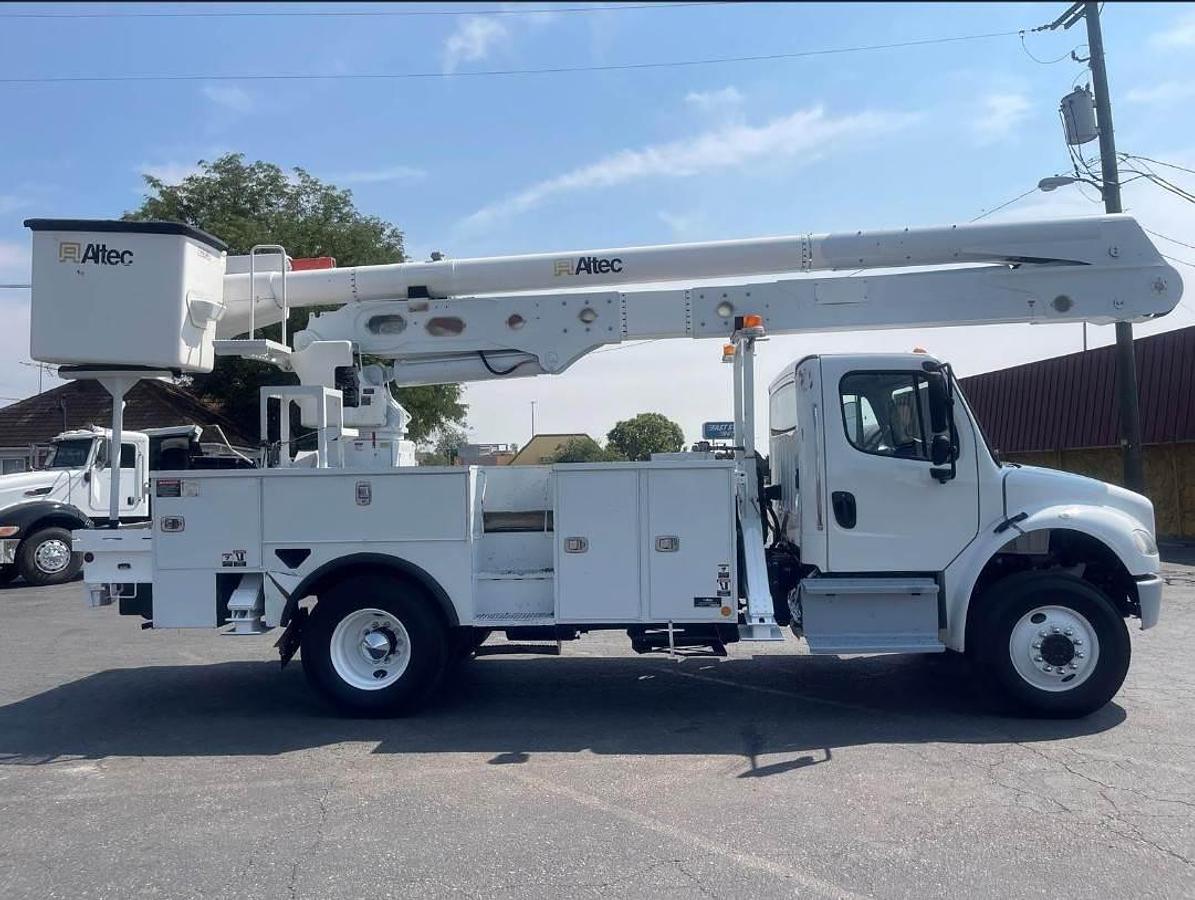 Used 2015 Freightliner M2 106 4x4 Boom