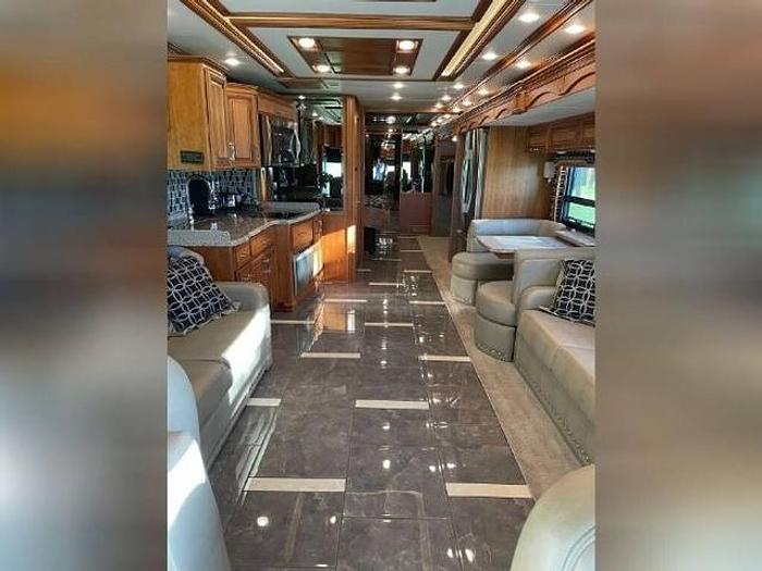 Used 2015 Newmar Mountain Aire 4553