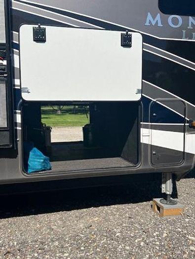 Used 2021 Keystone Montana Legacy 3791RD