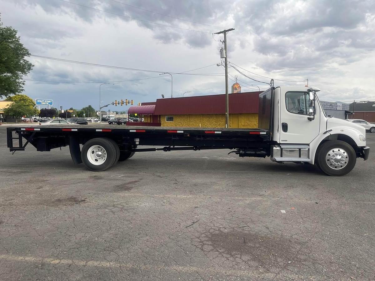 Used 2011 Freightliner M2 106 Flatbed